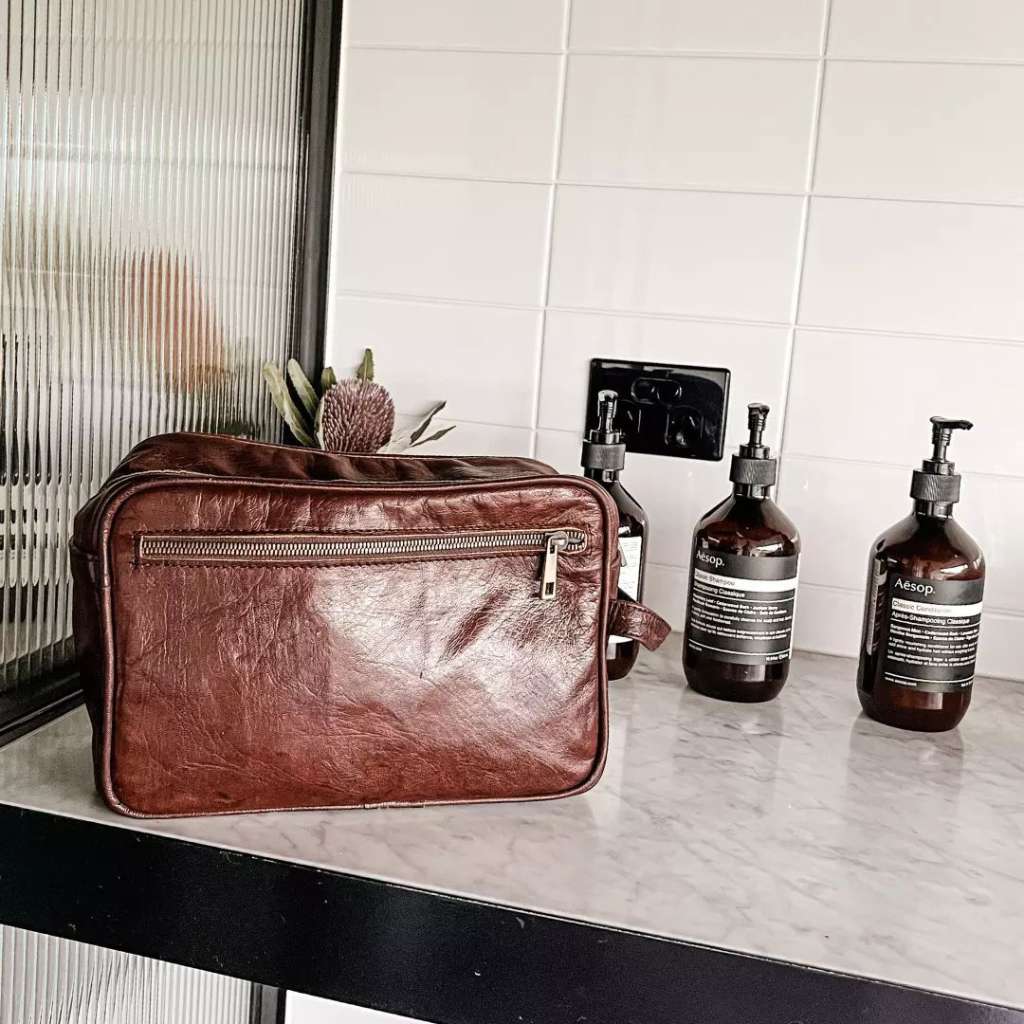 Handcrafted Leather Dopp Kits Men’s Toiletry Bag Travel Organizer