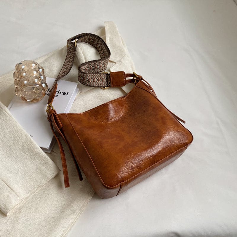 Women&#39;s Fashionable And High-end Retro Small Bag