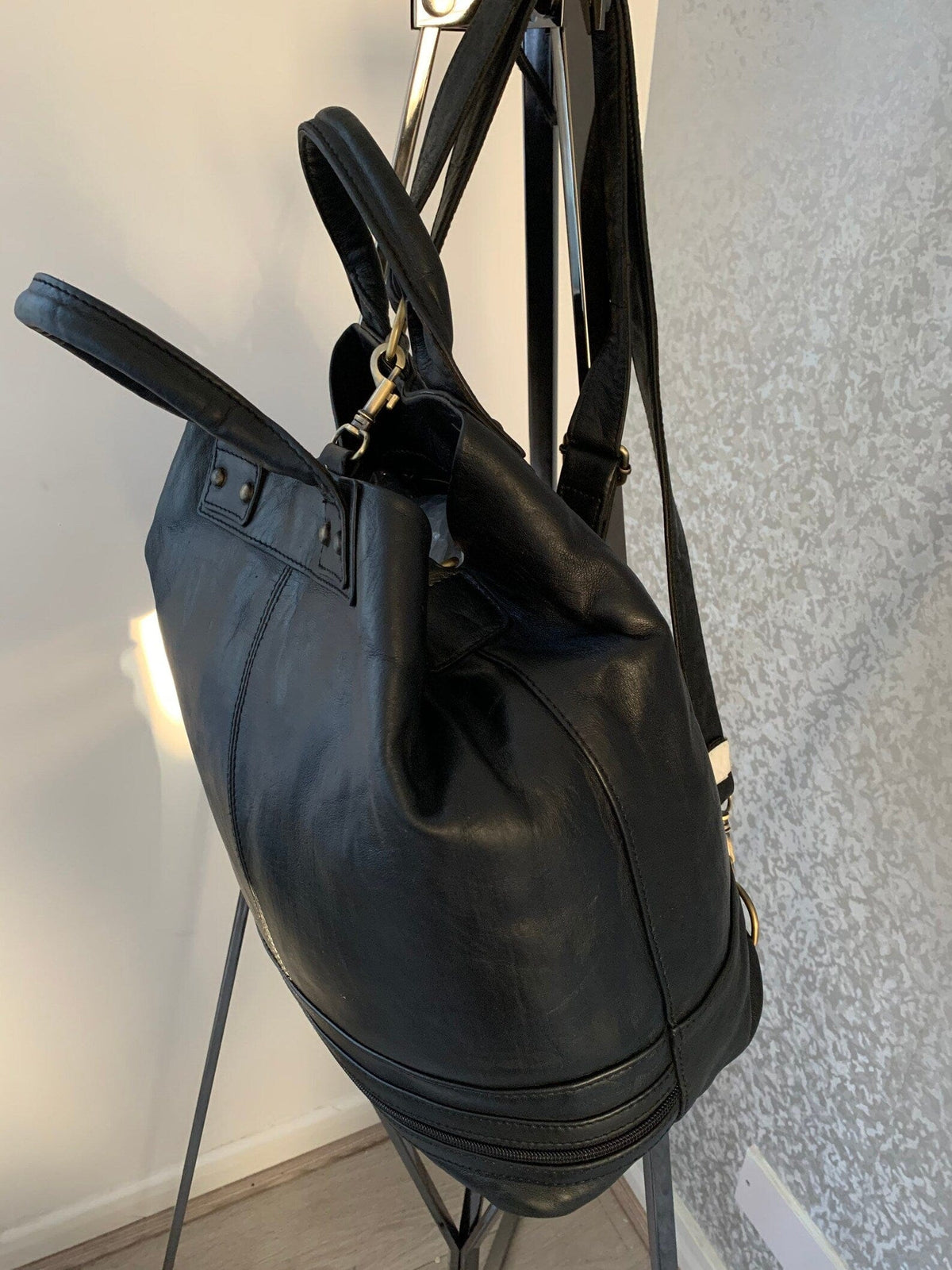 Handmade Leather Bucket Bag-Safari collection